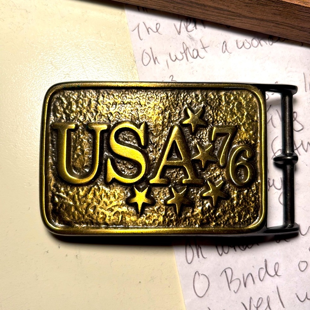 Vintage Bicentennial Belt Buckle